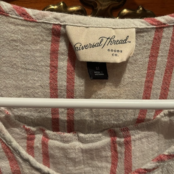 Universal Thread Tank - Picture 3 of 5